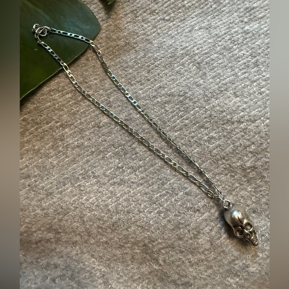 skull chain - Picture 3 of 4